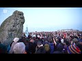Thousands flock to Stonehenge to mark summer solstice