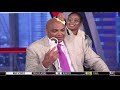 Charles Barkley begins the show dying of laughter