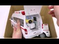 救急車（ミニカー）たちが坂道走るよ！緊急走行テスト！サイレン鳴る☆Ambulance minicar runs on a slope! Emergency driving test.