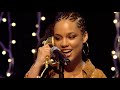 Alicia Keys - You Don't Know My Name (Top Of The Pops, 2003)