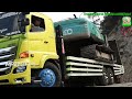Devita Trying Kobelco SK200-10 Excavator Loading Dump Truck