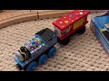 Thomas Wooden Railway Reviews - Happy Birthday 🎁🎂 🎈 Thomas and Box Car