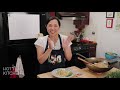 NEW Crab Fried Rice Recipe - Hot Thai Kitchen! ข้าวผัดปู