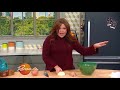 You're Doing It Wrong? How to Cut an Onion the Rachael Ray Way