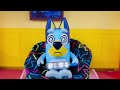 BLUEY and Pomni Enter the Amazing Digital Circus 🎪 | Pretend Play with Bluey Toys