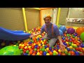 Blippi Deutsch - Blippi besucht einen Hallenspielplatz  | Abenteuer und Videos für Kinder