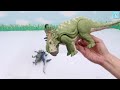 100 Dinosaur Box - New Carnotaurus Baby And Jurassic World Dinos