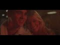 Brantley Gilbert, Lindsay Ell - What Happens In A Small Town