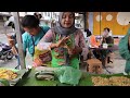 Opens Before Dawn! Grandma's Amazing Skills in Cooking Fried Noodles - Indonesian Street Food