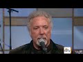 Tom Jones - Didn't It Rain (2010 Early Show HD)