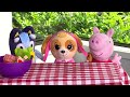 Peppa Pig, Bluey and Skye visit a Restaurant | Pretend Play