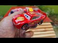 Clean up muddy minicars & disney car convoys! Play in the garden