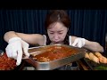 [Mukbang ASMR] Giant Octopus & Spicy Kimchi & Korean Ramen while Miso was taking a nap 🌙 Ssoyoung