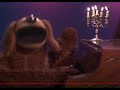 N O O O O. WHY DOES ROWLF THE DOG HAVE THREE HANDS AFTER HE PERFORMS NOLA. THIS IS A SMEAR FRAME.