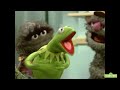 Oscar the Grouch Being Iconic for 8 Minutes Straight