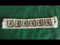 Pulsera brazalete tejida a crochet, a la disposición en otros colores